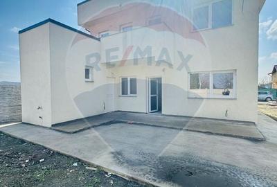 Casă cu 5 camere cu Teren 316 Mp în Bariera Vâlcii - 2