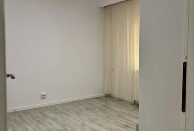 Apartament cu 3 camere în Cartierul Traian - 2