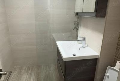 Apartament cu 3 camere decomandat în 1 Mai - 7