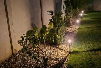 Casă cu 4 camere cu Teren 750 Mp în Central