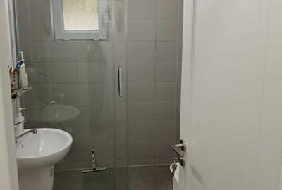 Apartament cu 4 camere în Central - 1