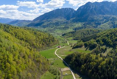 Teren Construcții extravilan de 1893 mp, în Plaiul Foii - 2