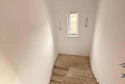 Casă cu 4 camere cu Teren 550 Mp în Tărlungeni - 12