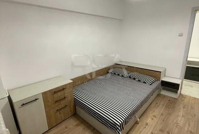 Apartament cu 4 camere semidecomandat, mobilat în Ghencea