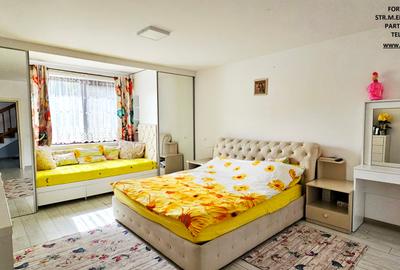 Casă cu 6 camere cu Canalizare în Exterior Est - 8