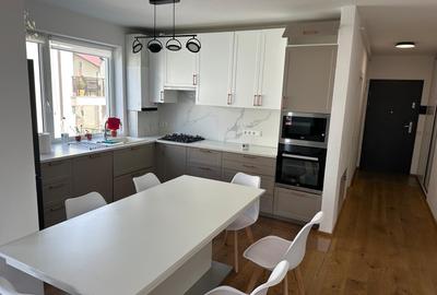 Apartament cu 4 camere semidecomandat, mobilat în Europa - 1