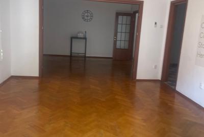Universitate 4 camere liber 2 gr ,balcon terasa etaj 1 - 6