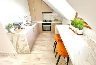 Apartament cu 2 camere decomandat, mobilat în Central