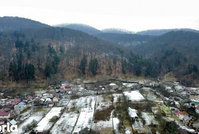 Casă cu 2 camere cu Teren 1695 Mp în Văleni - 7