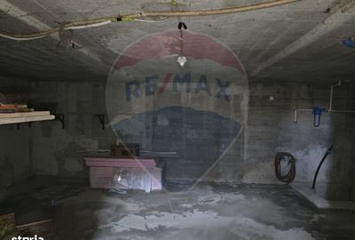 Casă cu 3 camere cu Teren 966 Mp în Gârleni - 14