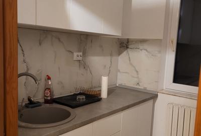 Tomis Nord 2 camere semi renovat - 10