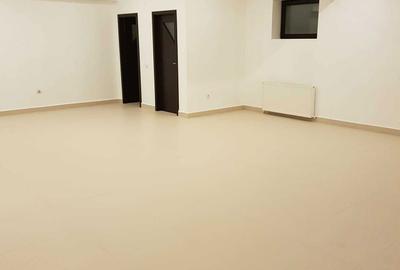 Spațiu comercial, de 75 mp, în Central - 9