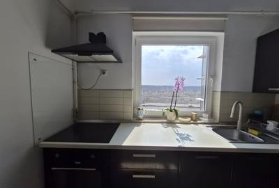 Apartament cu 3 camere semidecomandat, mobilat în Băneasa - 9