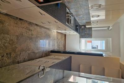 Apartament cu 4 camere decomandat în Central - 1