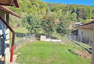 Casă individuală cu 4 camere cu Canalizare în Corbeni - 29
