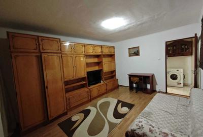 Garsonieră decomandată în Nufărul - 2