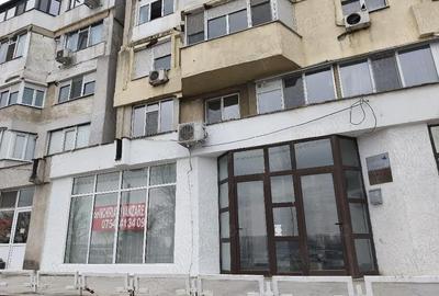 Spațiu comercial, de 90 mp, în Port - 1