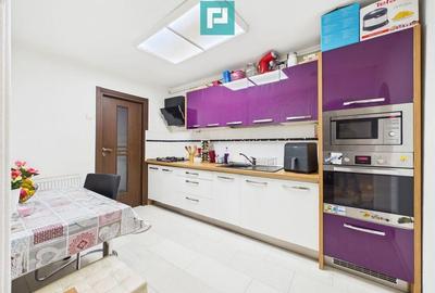 Apartament cu 3 camere decomandat în Aradul Nou