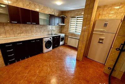 Apartament cu 3 camere decomandat în Tineretului - 4