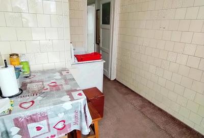 Floreasca, etaj 3 3, decomandat, 46mp, fara imbunatatiri, liber, comision zero. - 2