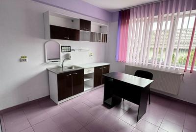 Spațiu comercial, de 100 mp, în Central - 5