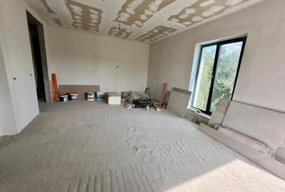Casă cu Teren 380 Mp în Central - 7