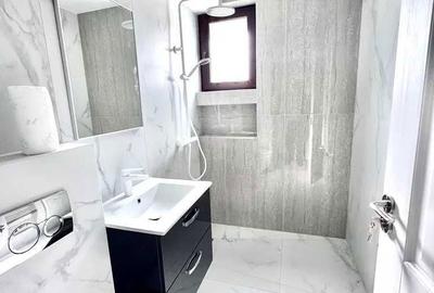 Spațiu comercial, de 50 mp, în Central - 7