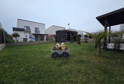 Casă cu 4 camere cu Teren 345 Mp în Tunari