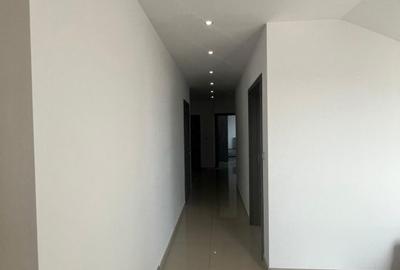 Apartament cu 3 camere în Central - 5
