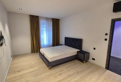 Penthouse 262,48 mp + terasa 165,16 + balcoane 10,73 mp - comision 0% - 7