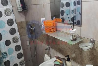 Casă cu 4 camere cu Teren 2514 Mp în Dunavățu de Sus