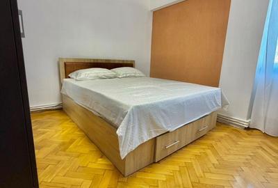 Apartament cu 3 camere decomandat în Ultracentral