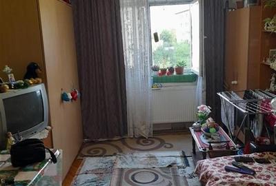 Garsoniera Etaj 2 zona Buziasului Garsoniera Etaj 2 zona Buziasului - 2