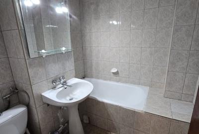 Apartament spatios zona 9 mai - 10