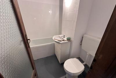 Apartament cu 3 camere semidecomandat în Soarelui - 3