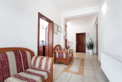 Hotel/Pensiune, de 1,250 mp, în Băile 1 Mai - 2