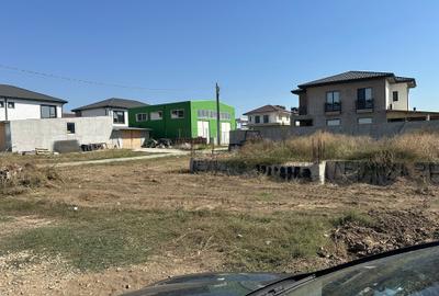 Teren Construcții intravilan de 420 mp, în Lazu - 2