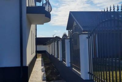 Duplex cu 6 camere cu Canalizare în Bâcu - 5