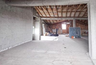 Casă individuală cu 11 camere cu Canalizare în Dragomirești-Deal - 27