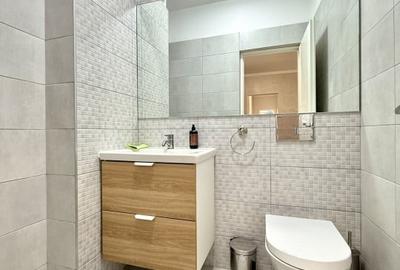 3 Camere, Cartier Micro 17 - 9