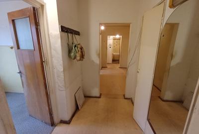 Apartament cu 3 camere decomandat în Dristor - 10