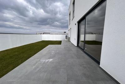 Casă individuală cu 5 camere cu Canalizare în Central - 8