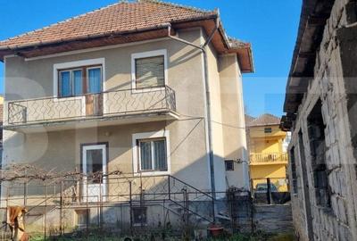 Casa individuala 6 camere, zona Cetate