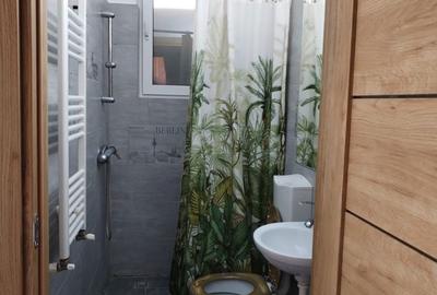 Apartament cu 2 camere decomandat în Central - 2