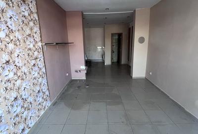 Spațiu comercial, de 25 mp, în Central - 1