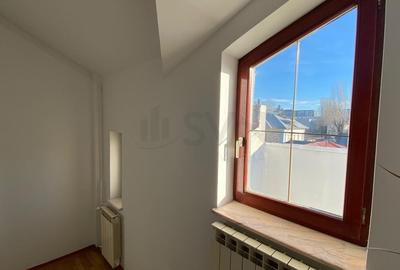 Casă individuală cu 8 camere cu Canalizare în Floreasca - 10