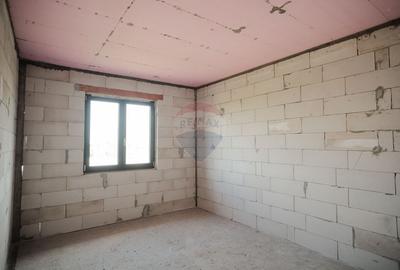 Casa / Vila cu 4 camere de vanzare - 8