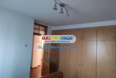 Apartament cu 4 camere decomandat în Micro 3 - 9