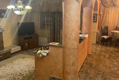 Casă cu 7 camere cu Teren 500 Mp în Km 5 - 9