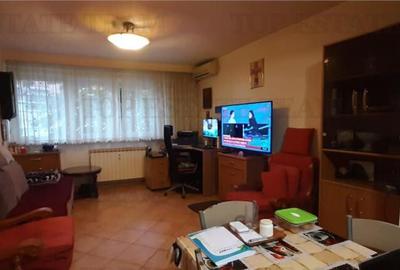 Apartament de , 2 camere, ultracentral , Campineanu - 11